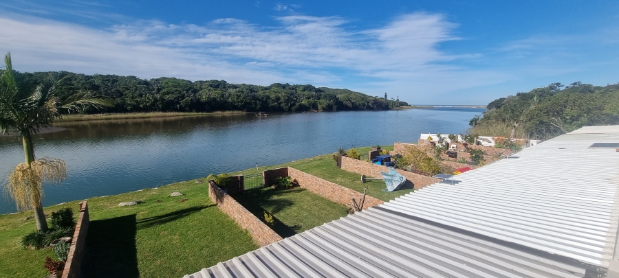 2 Bedroom Property for Sale in Beacon Bay Eastern Cape